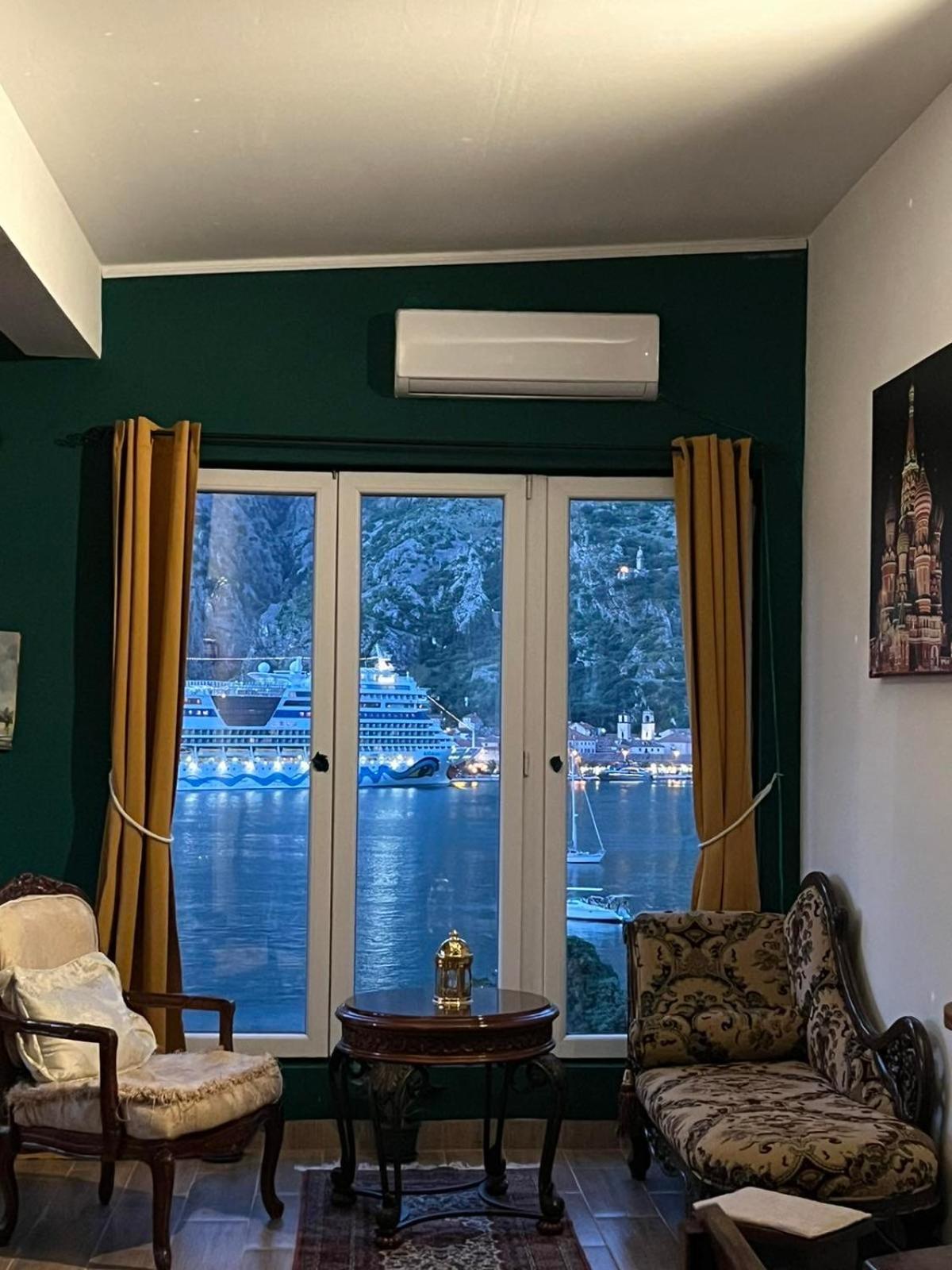 Asija Apartment Kotor Bagian luar foto