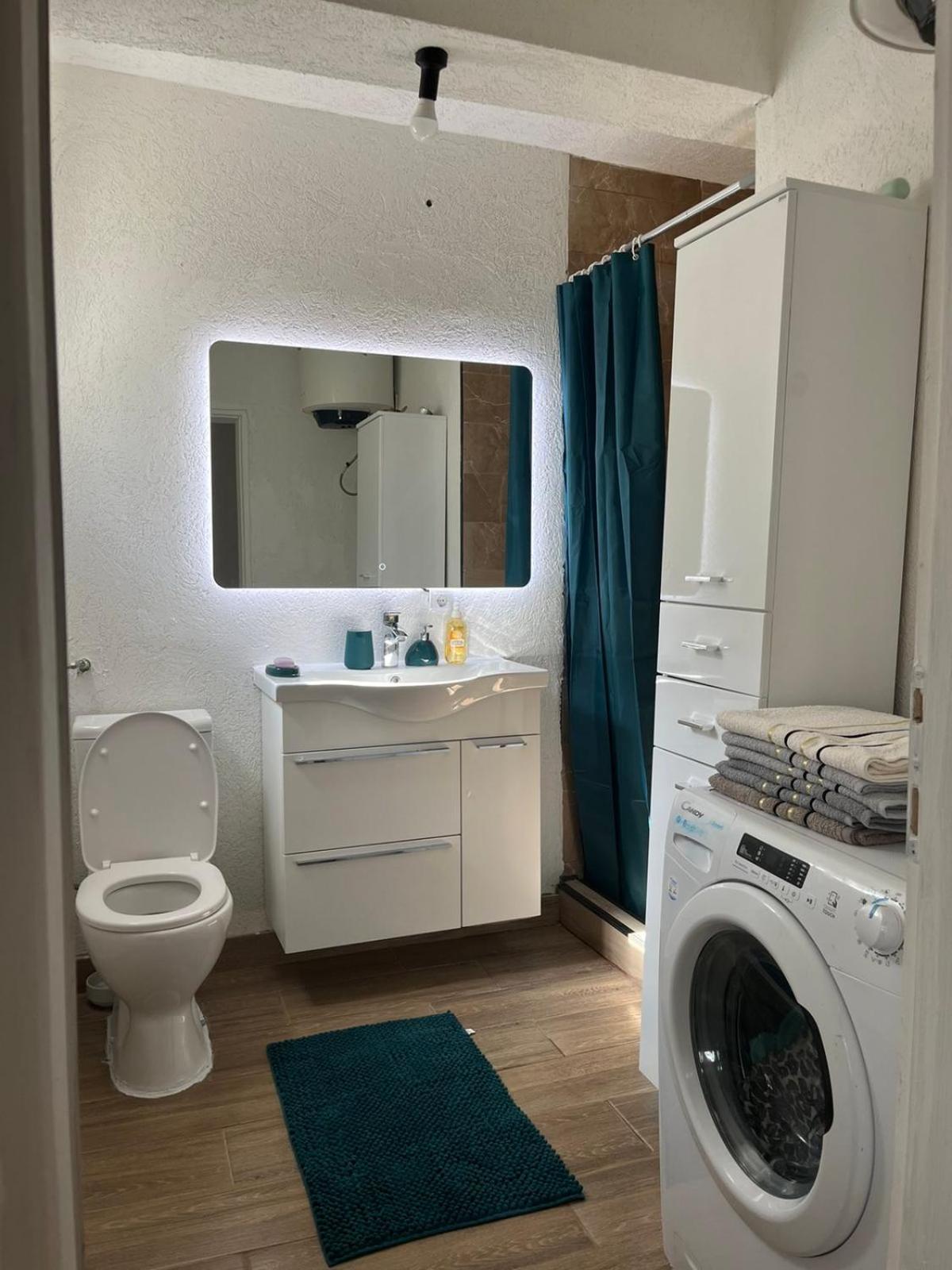 Asija Apartment Kotor Bagian luar foto