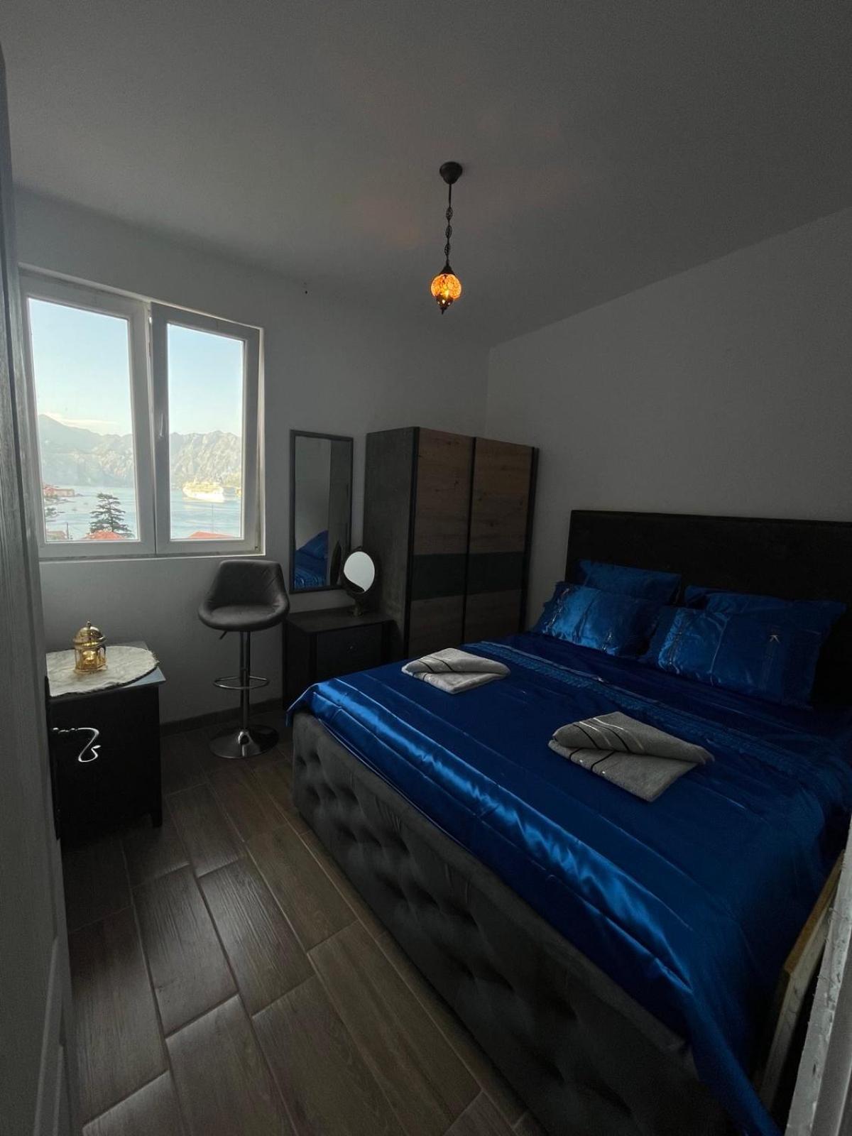 Asija Apartment Kotor Bagian luar foto